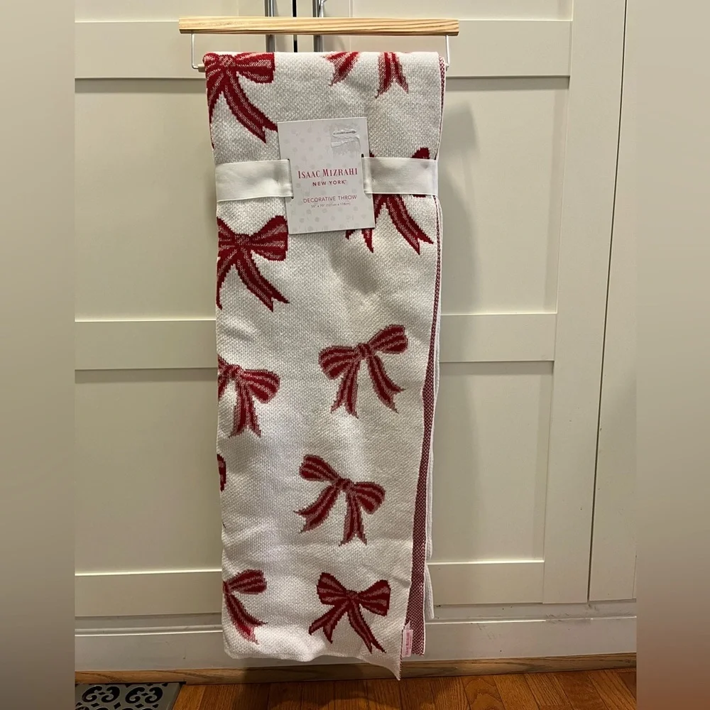Isaac Mizrahi White and Red Bow Throw, NWT